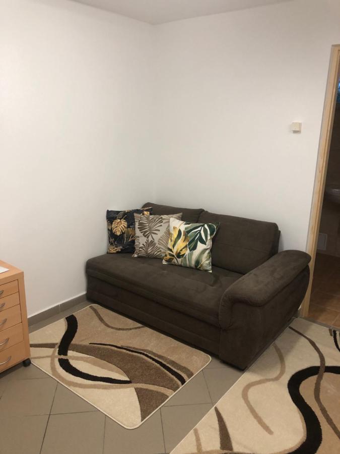 Appartement Agi Fogado à Kisujszallas Extérieur photo