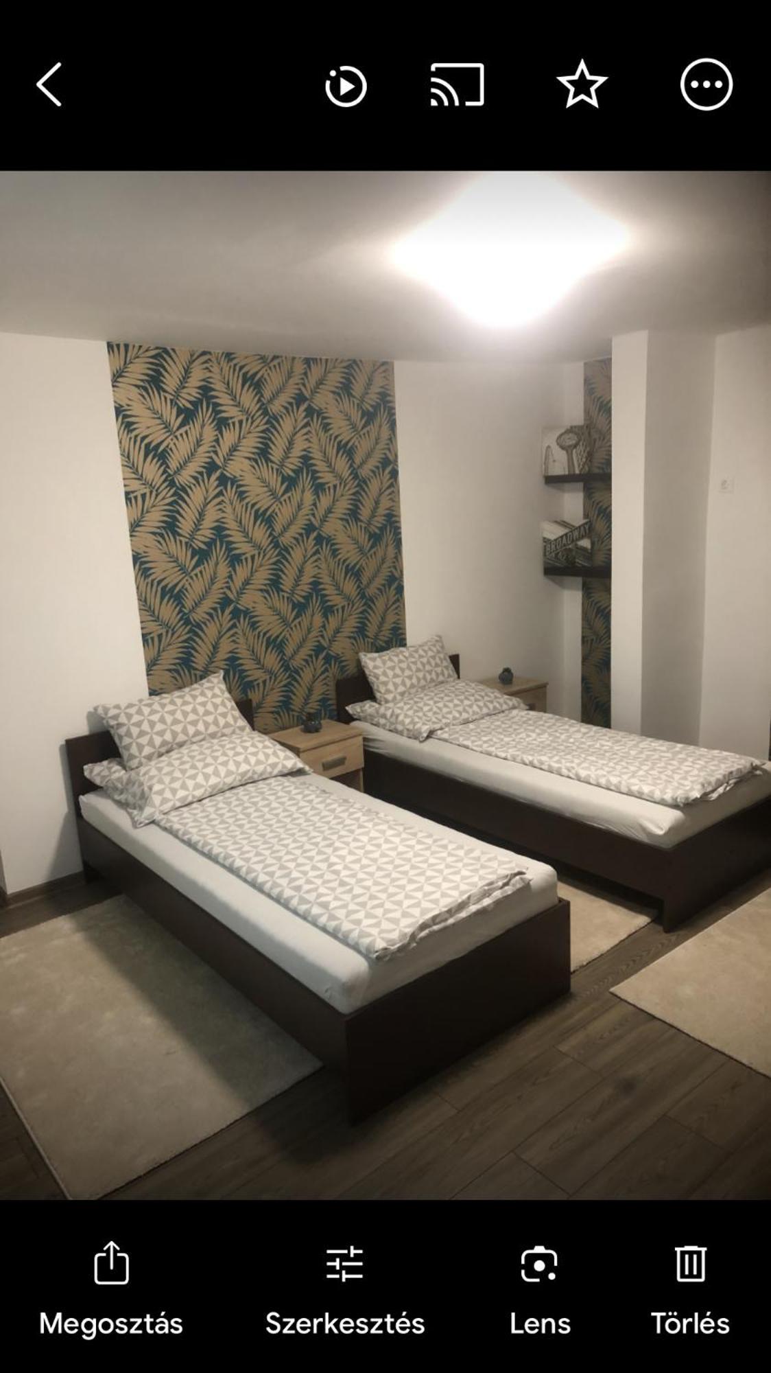 Appartement Agi Fogado à Kisujszallas Extérieur photo